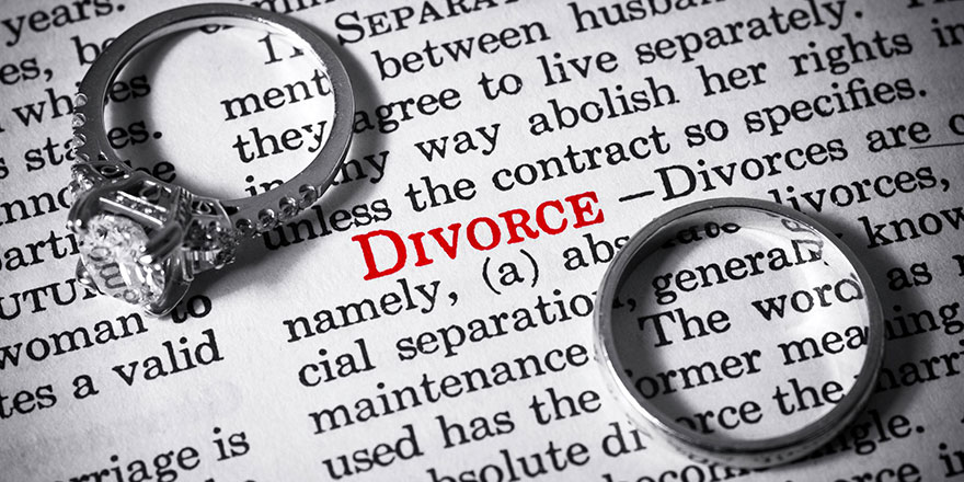 DIVORCE LOI APPLICABLE ; JUGE COMPETENT NATIONALITE NON FRANCAISE